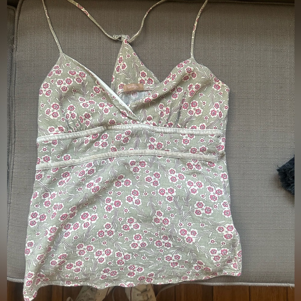Vintage green top with flowers